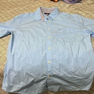 Tommy Hilfiger men’s short sleeve button up